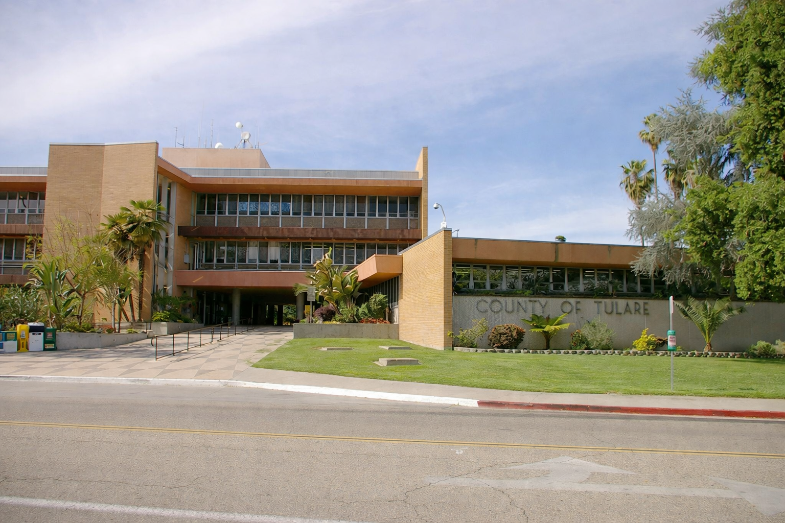 Visalia (County Civic Center)